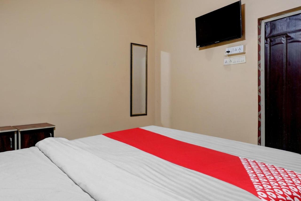 Flagship Hotel Sivam Palace Rāipur Esterno foto