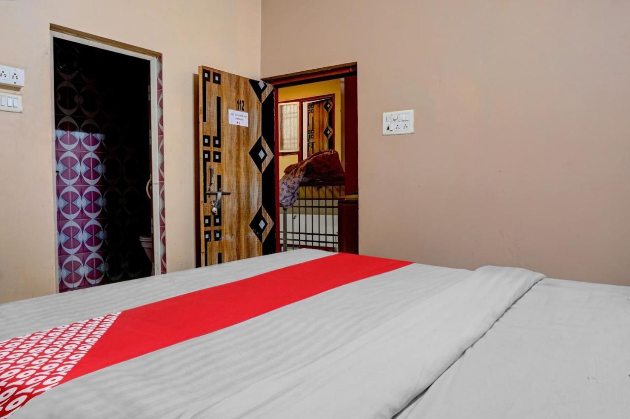 Flagship Hotel Sivam Palace Rāipur Esterno foto